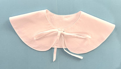 Beatrice Detachable Collar