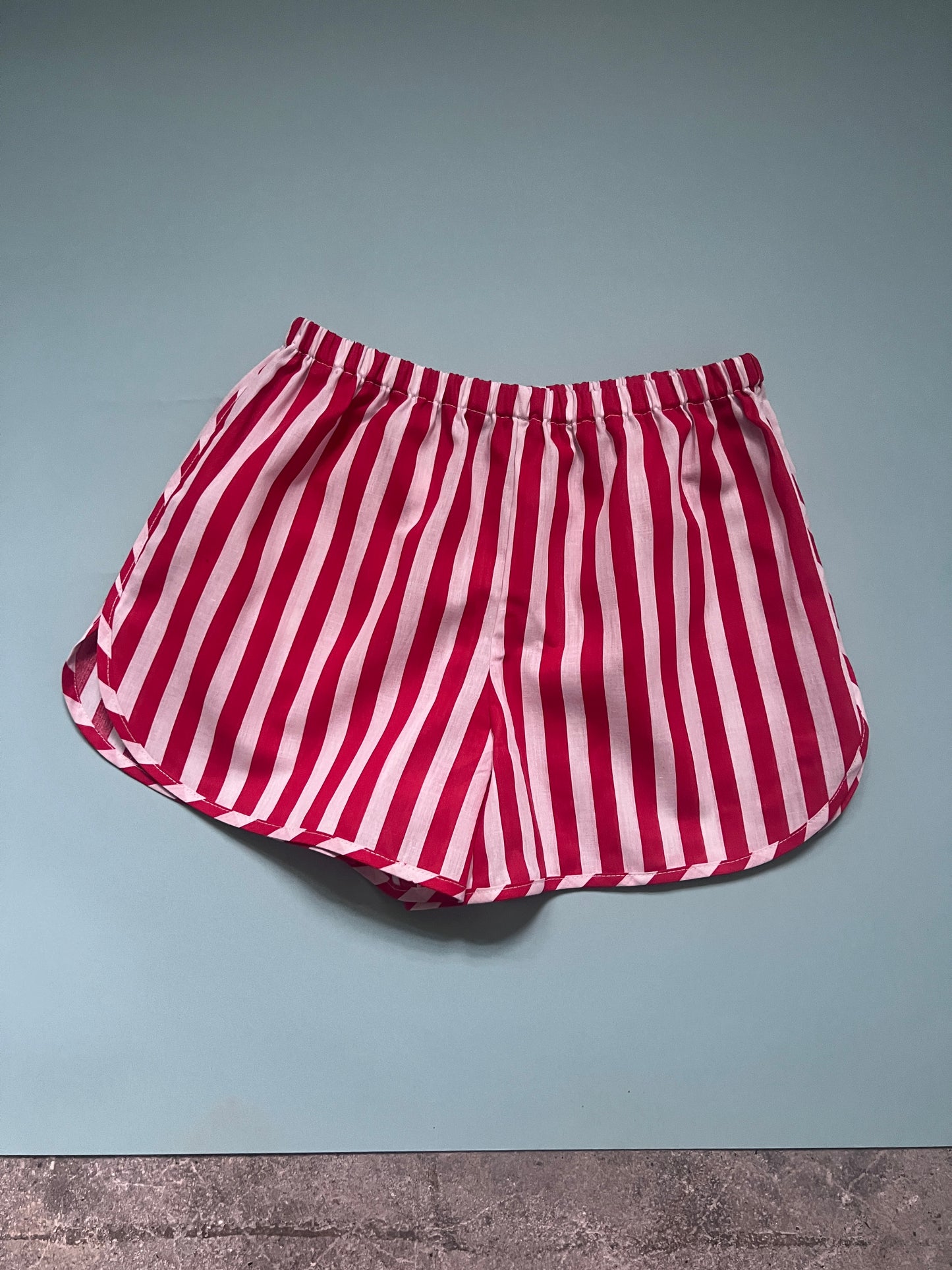 Curved Hem Smith Shorts