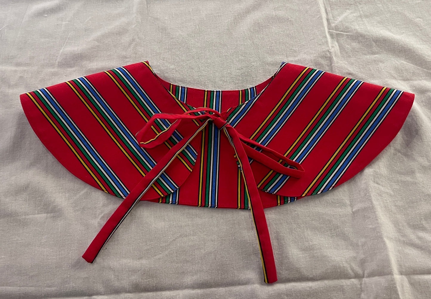 Beatrice Detachable Collar